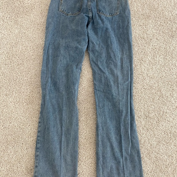SHEIN Size Medium Distressed Denim. Long Inseam. Medium Blue - Picture 4 of 9